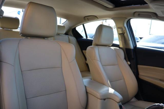 2017 Acura ILX Premium Package