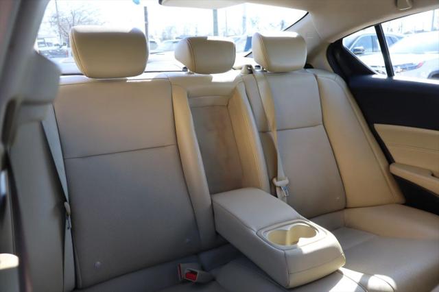 2017 Acura ILX Premium Package