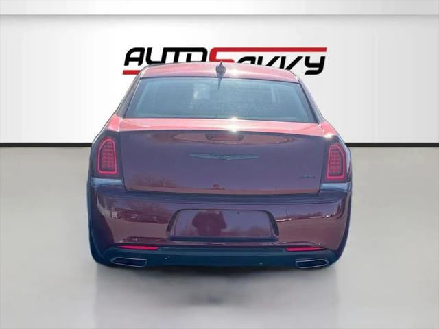 2023 Chrysler 300 Touring