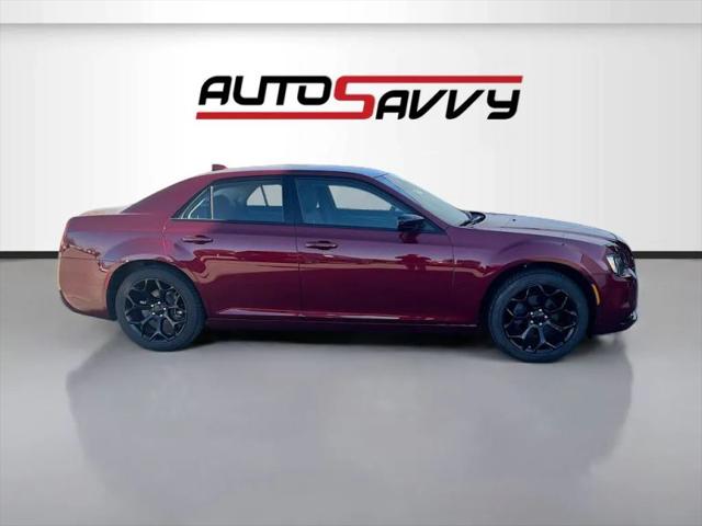 2023 Chrysler 300 Touring