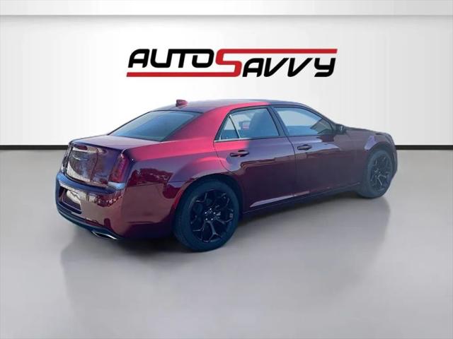 2023 Chrysler 300 Touring