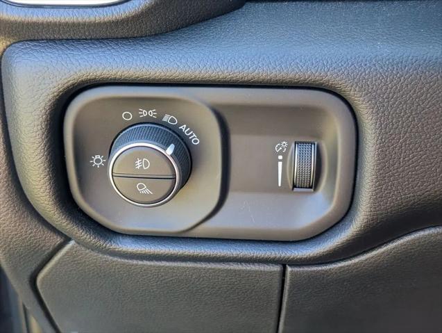 2026 Ram 2500 Big Horn Crew Cab 4x4 64 Box