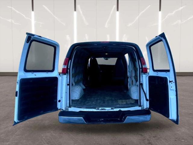 2017 GMC Savana 2500 Work Van