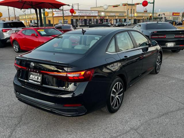 2025 Volkswagen Jetta 1.5T SE