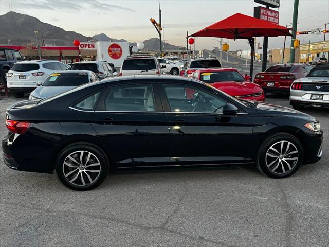 2025 Volkswagen Jetta 1.5T SE