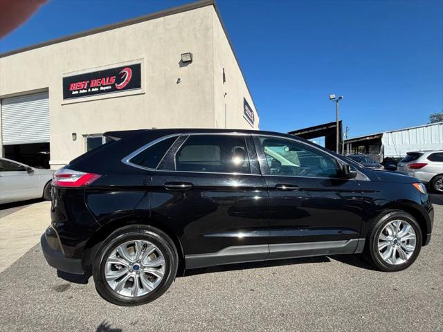 2022 Ford Edge Titanium