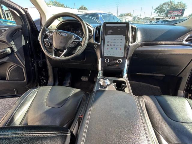 2022 Ford Edge Titanium