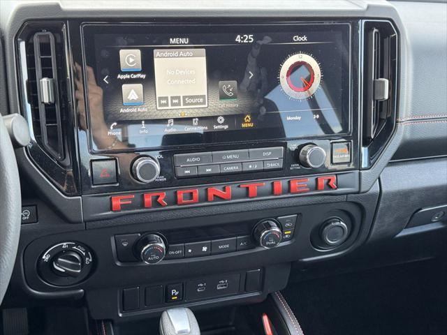 2025 Nissan Frontier Crew Cab PRO-4X 4x4