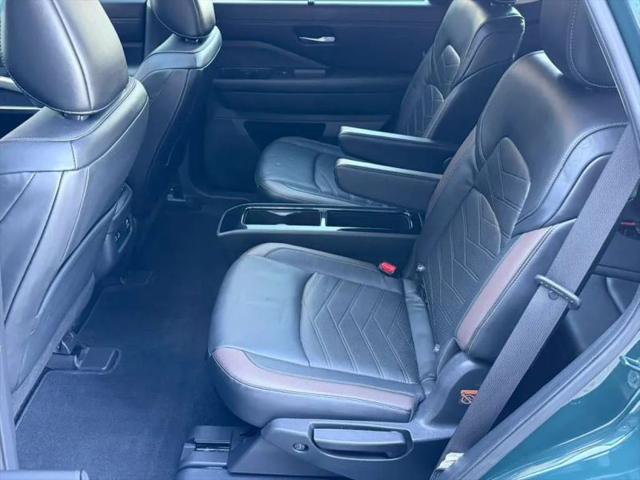 2022 Nissan Pathfinder Platinum 4WD