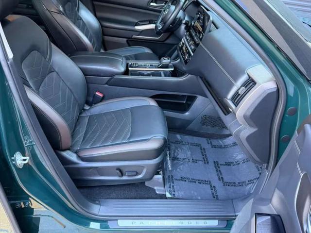 2022 Nissan Pathfinder Platinum 4WD
