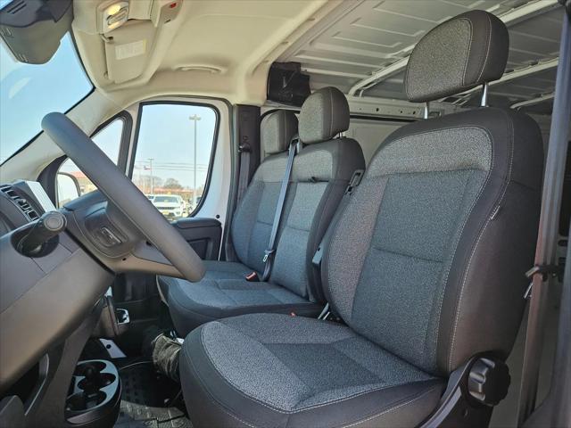 2026 Ram ProMaster Cargo Van Tradesman Low Roof 136" WB w/Pass Seat