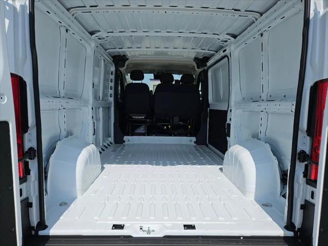2026 Ram ProMaster Cargo Van Tradesman Low Roof 136" WB w/Pass Seat
