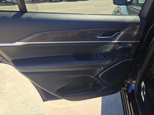 2026 Jeep Grand Cherokee L Limited 4x2