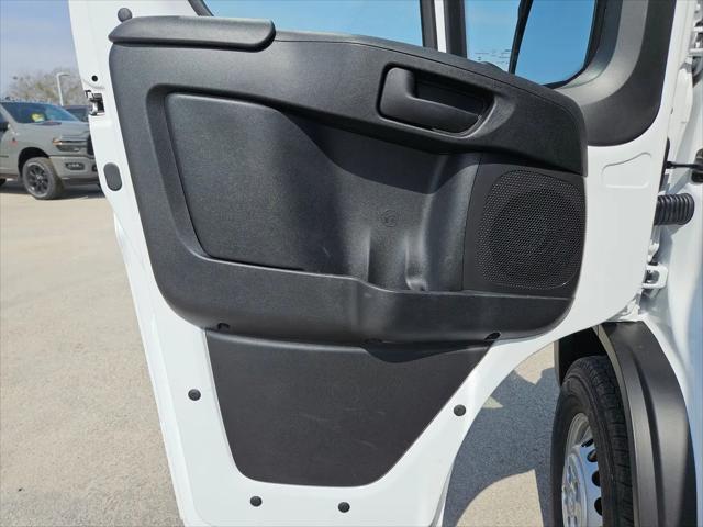2026 Ram ProMaster Cargo Van Tradesman Low Roof 136" WB w/Pass Seat