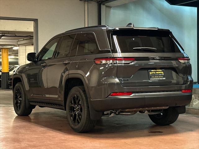 2026 Jeep Grand Cherokee Altitude 4x4