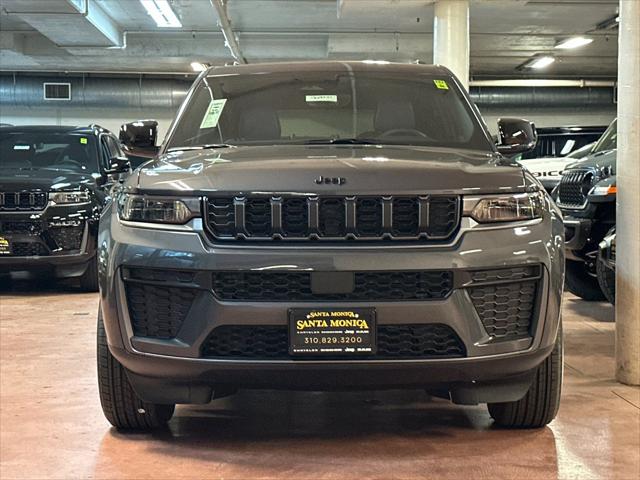 2026 Jeep Grand Cherokee Altitude 4x4