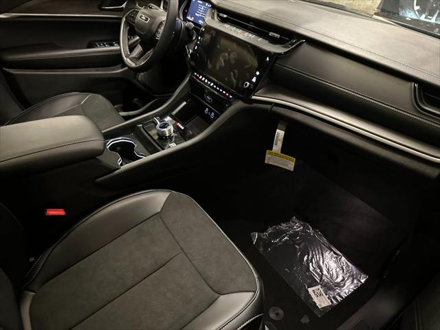 2026 Jeep Grand Cherokee Altitude 4x4
