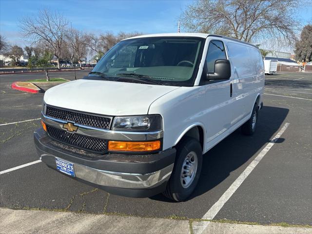 2026 Chevrolet Express Cargo Van 2500 Regular Wheelbase, WT, RWD