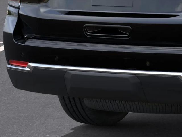 2026 Chevrolet Suburban LS, 4WD