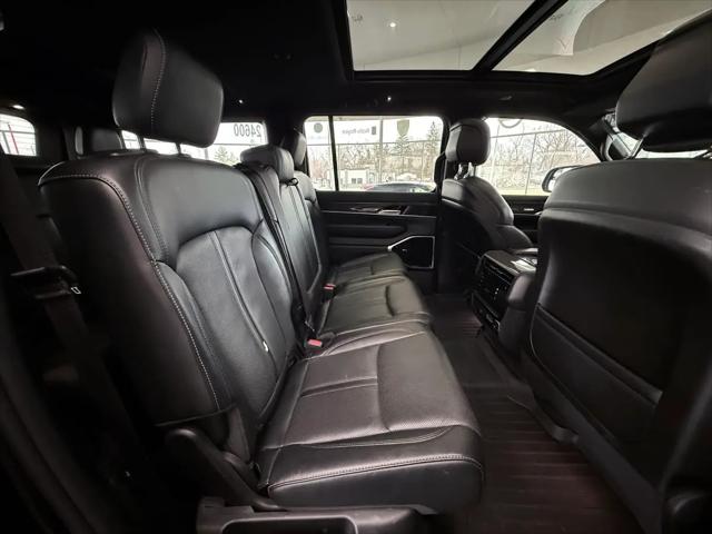 2022 Jeep Wagoneer Series III 4x4