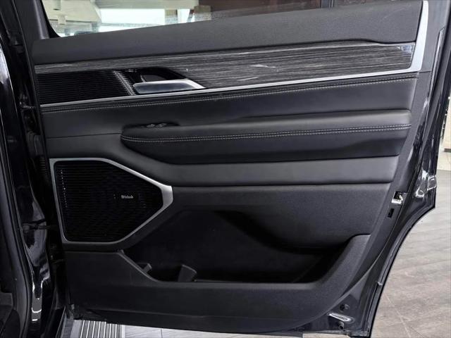 2022 Jeep Wagoneer Series III 4x4