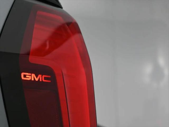 2025 GMC Yukon 4WD Denali