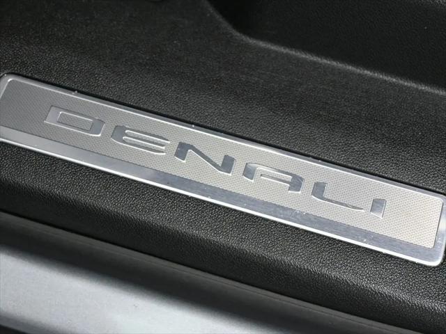 2025 GMC Yukon 4WD Denali