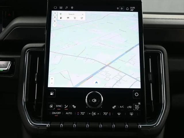 2025 GMC Yukon 4WD Denali