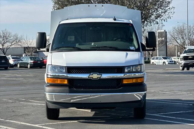 2025 Chevrolet Express Cutaway Work Van