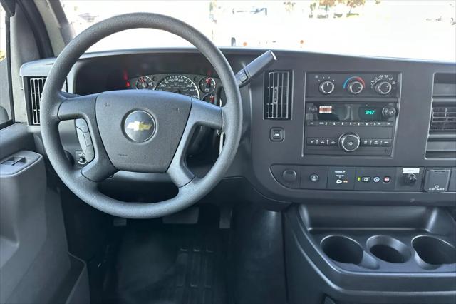 2025 Chevrolet Express Cutaway Work Van