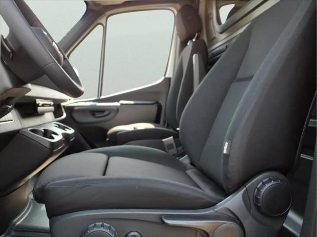 2026 Mercedes-Benz Sprinter 2500 Standard Roof 4-Cyl Diesel HO