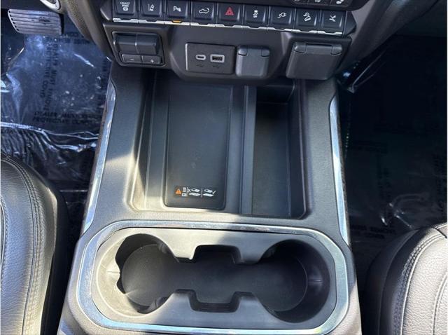 2022 GMC Sierra 2500HD 4WD Crew Cab Standard Bed Denali
