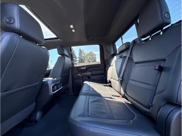 2022 GMC Sierra 2500HD 4WD Crew Cab Standard Bed Denali