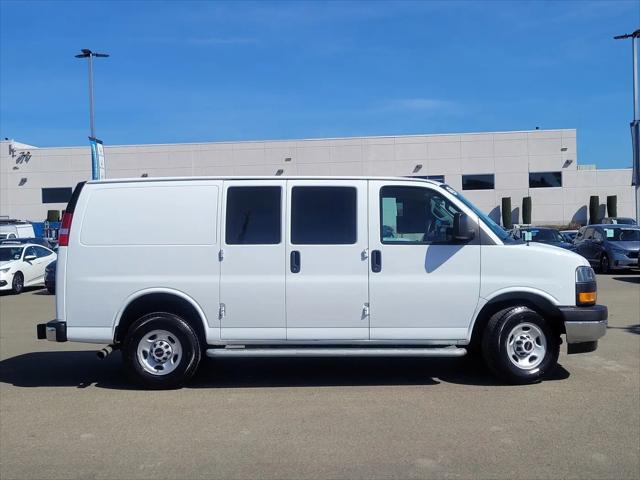 2023 GMC Savana Cargo RWD 2500 Regular Wheelbase Work Van