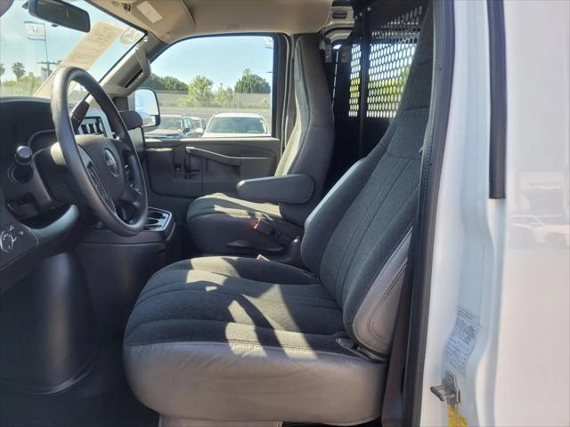 2023 GMC Savana Cargo RWD 2500 Regular Wheelbase Work Van