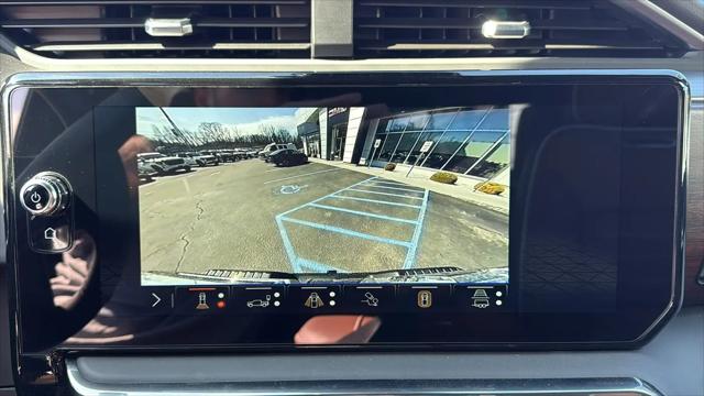 2026 GMC Sierra 2500HD Crew Cab, Standard Bed, Denali Ultimate, 4WD