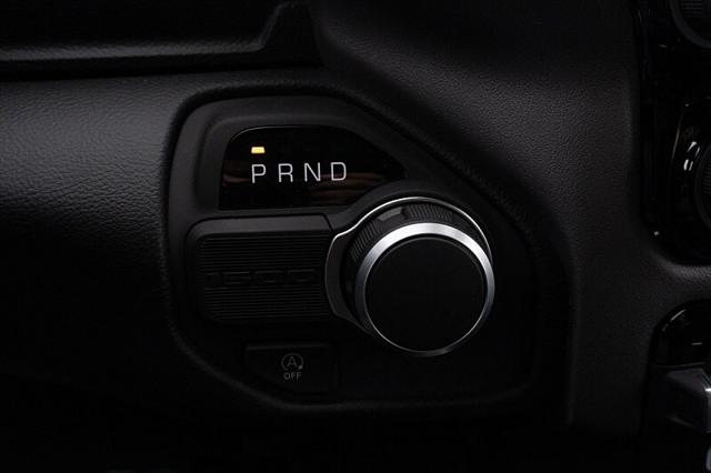 2026 Ram 1500 Lone Star Crew Cab 4x2 5'7" Box