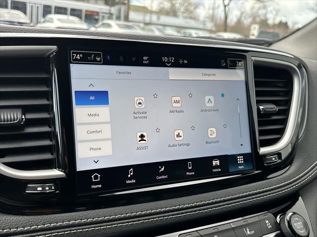 2026 Chrysler Pacifica Select AWD