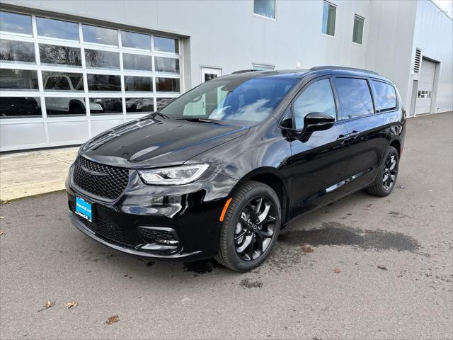 2026 Chrysler Pacifica Select AWD for sale in Eugene, OR