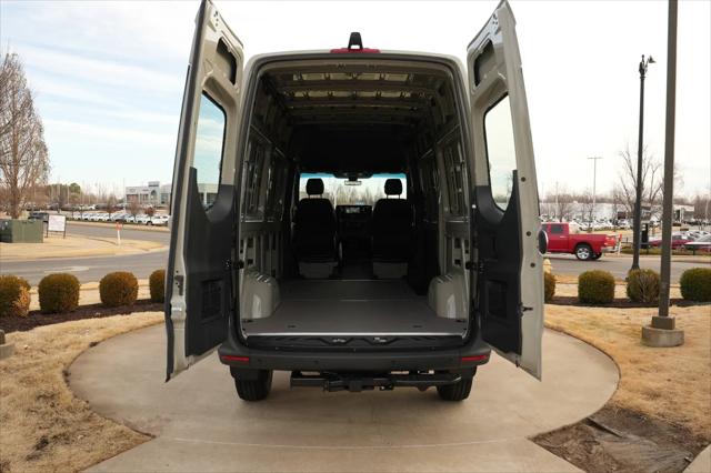 2026 Mercedes-Benz Sprinter 2500 Standard Roof 4-Cyl Diesel HO