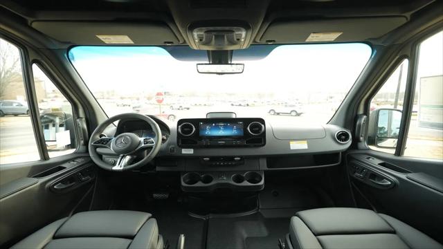 2026 Mercedes-Benz Sprinter 2500 Standard Roof 4-Cyl Diesel HO