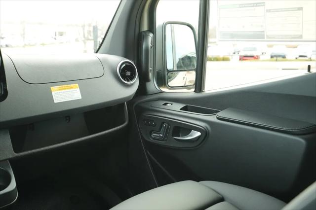 2026 Mercedes-Benz Sprinter 2500 Standard Roof 4-Cyl Diesel HO
