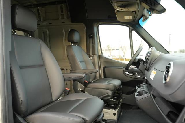 2026 Mercedes-Benz Sprinter 2500 Standard Roof 4-Cyl Diesel HO