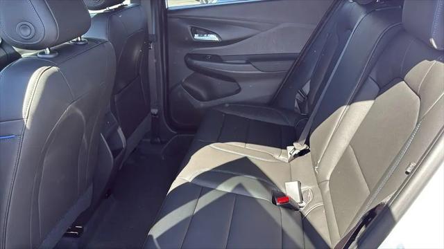 2026 Buick NV Sport Touring FWD