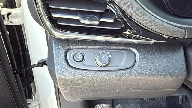 2026 Buick NV Sport Touring FWD