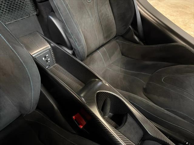 2021 McLaren 765LT Coupe