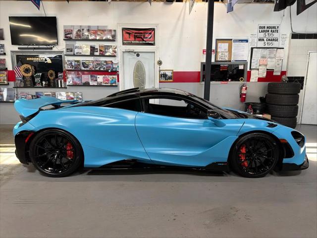 2021 McLaren 765LT Coupe