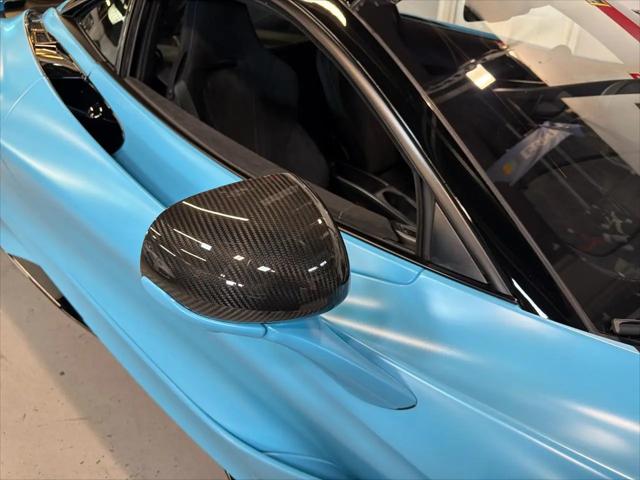 2021 McLaren 765LT Coupe