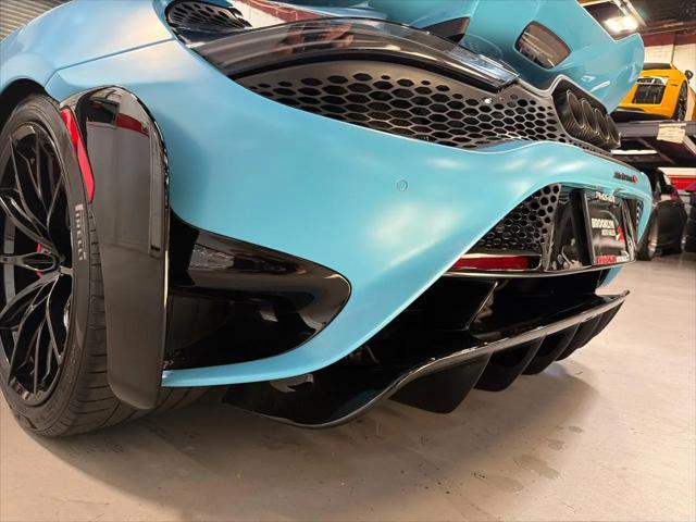 2021 McLaren 765LT Coupe