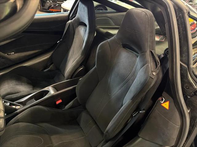 2021 McLaren 765LT Coupe